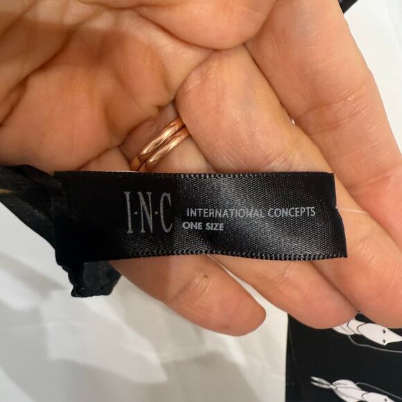 Inc International Concepts Black Tiger Jewel Status Square Scarf NWT - Picture 4 of 9